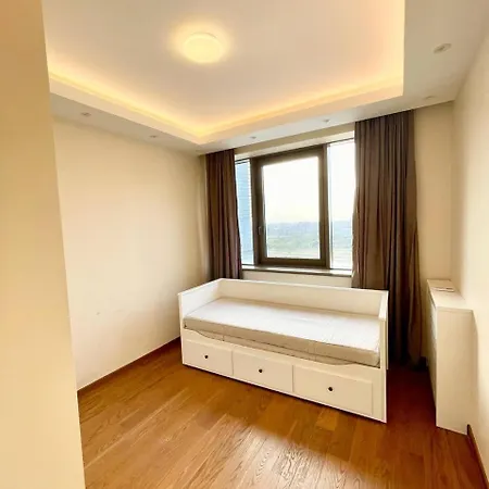 Jaan Ootab Seadmeid Apartmán *